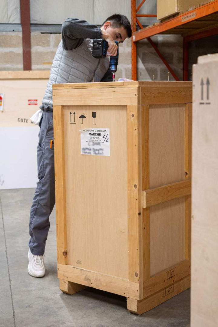 Installation d'œuvres d'art Paris